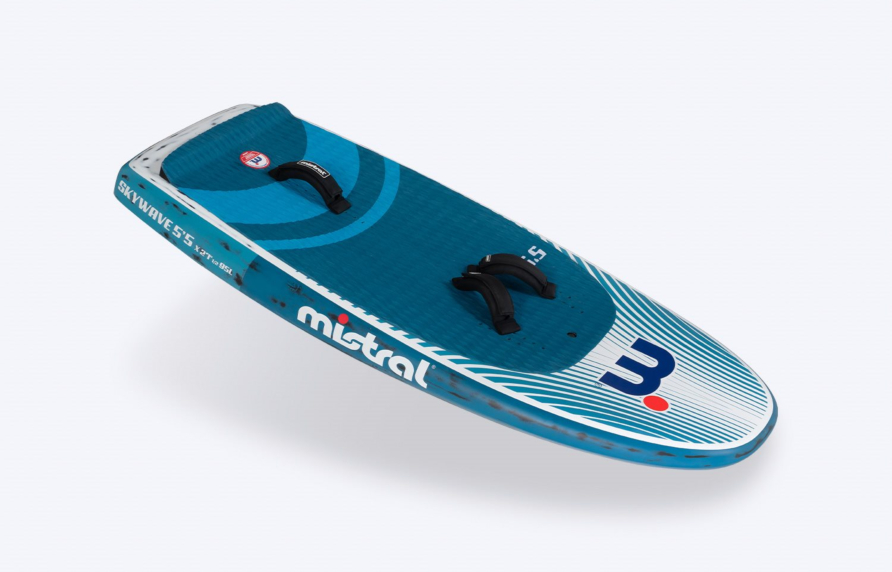 Mistral Skywave 95L – Wingfoil Hartfaserplatte Wingfoil Folie 95 Liter blau weiße Vorderseite