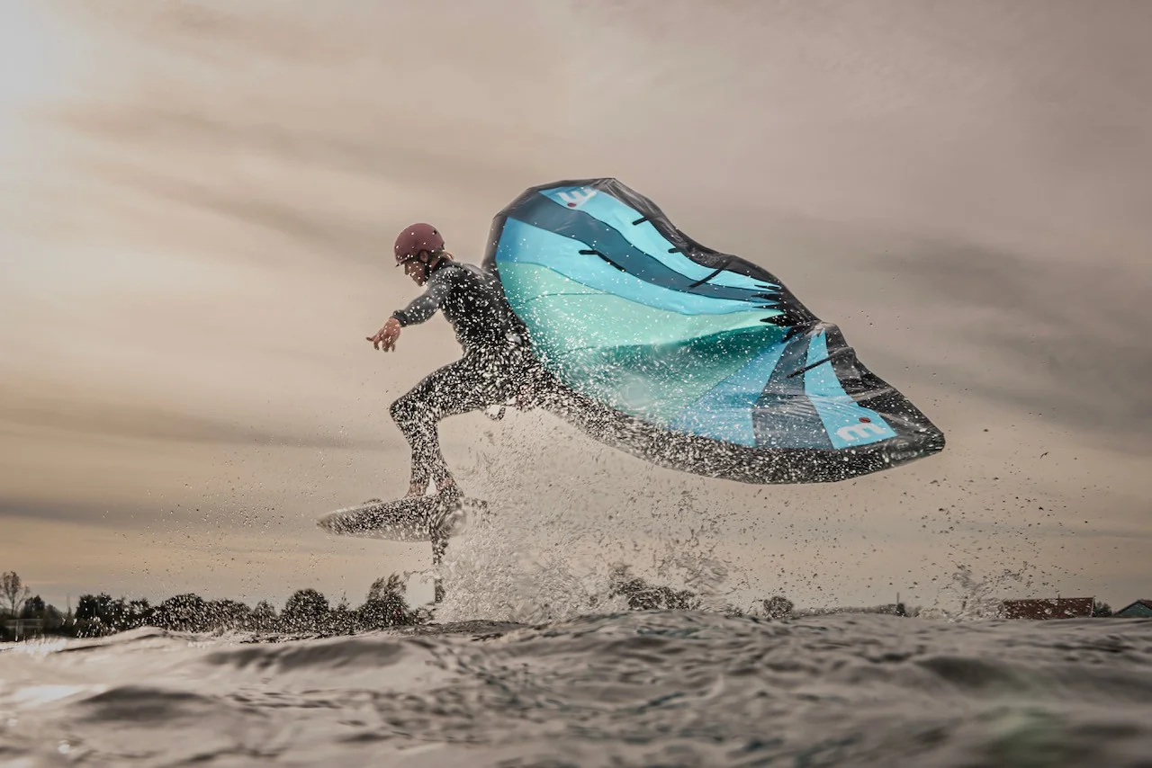 PEOPLE OF THE OCEANS